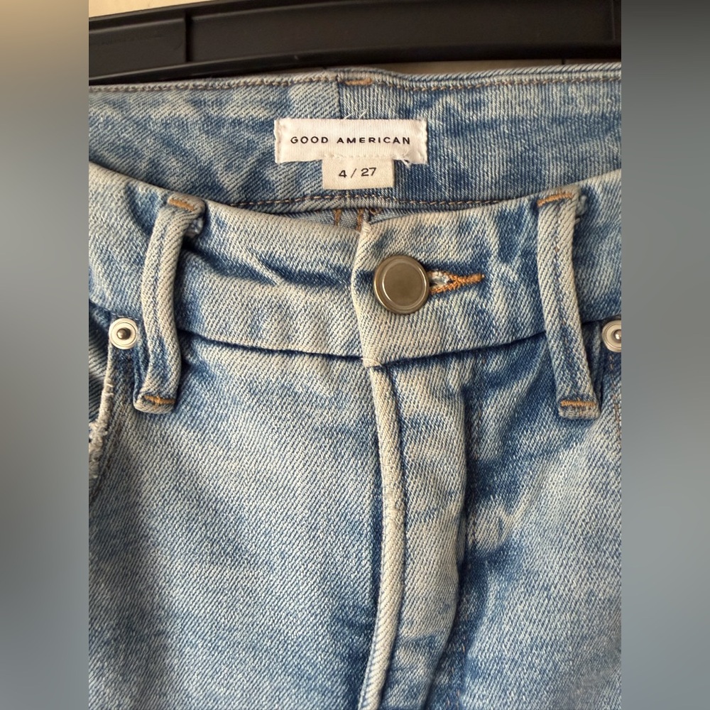 Good American jeans size 4 / 27 stretch style gbl672 raw hem